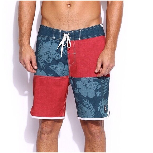 Quiksilver Men Blue & Red Printed Board Shorts 31 - Picture 1 of 7